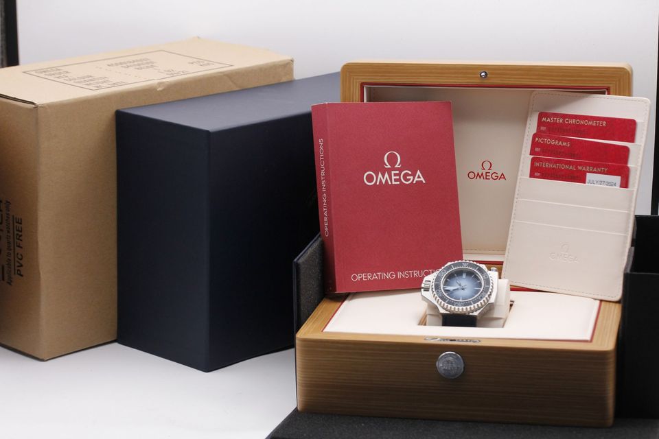 Omega Seamaster Ploprof 1200m 227.32.55.21.03.001 Image 5